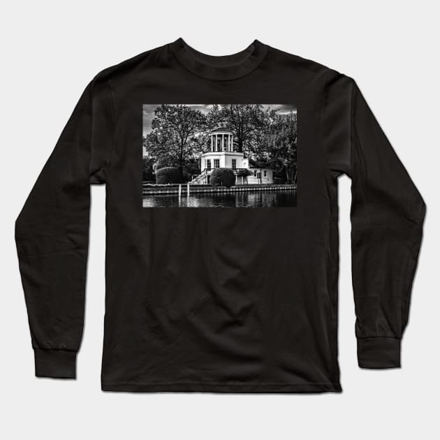 Temple Island near Remenham, Berkshire Long Sleeve T-Shirt by IanWL